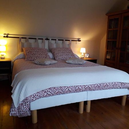 Les Trois Pommiers Bed and Breakfast Sommery Exteriör bild