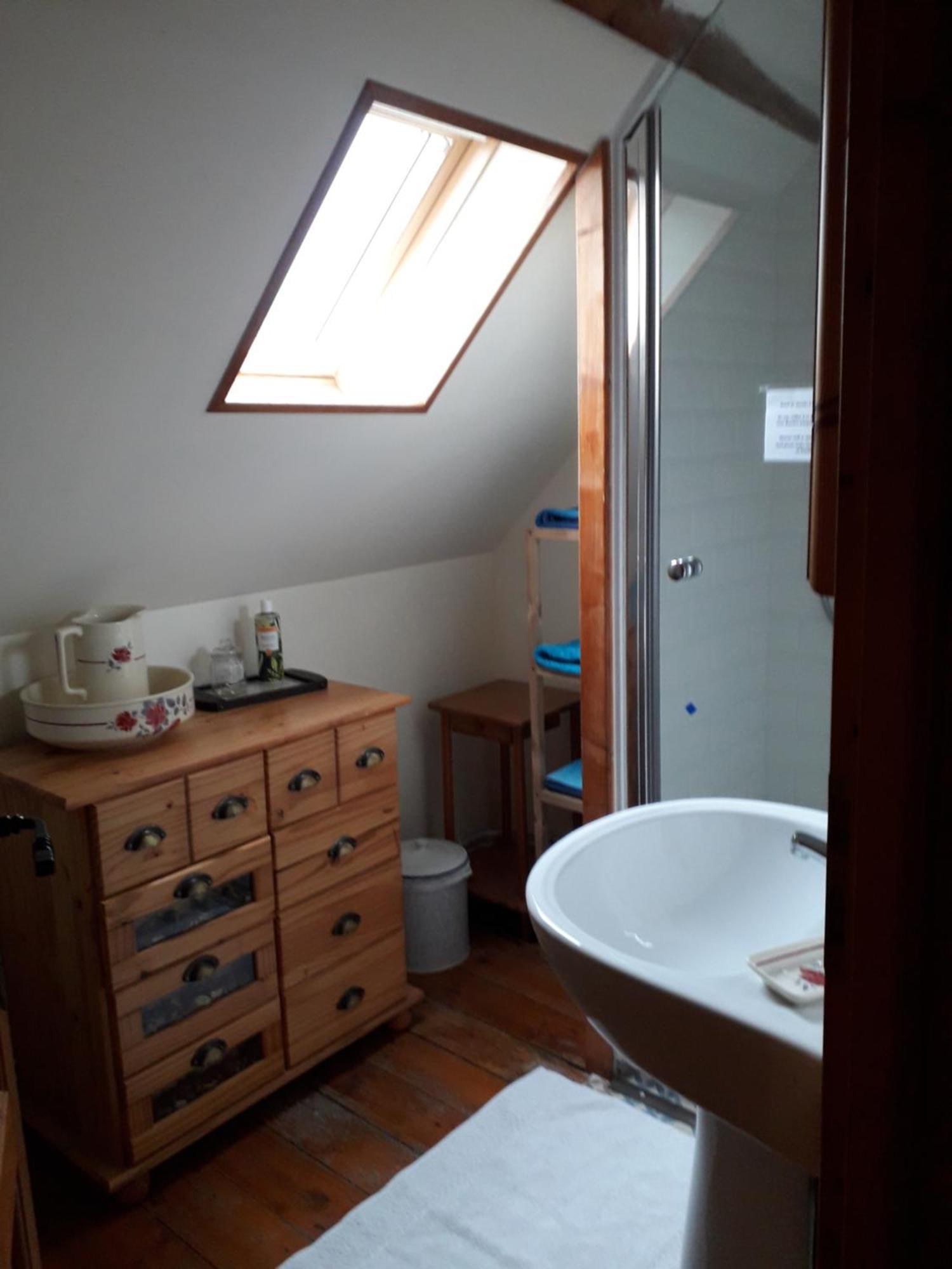 Les Trois Pommiers Bed and Breakfast Sommery Exteriör bild