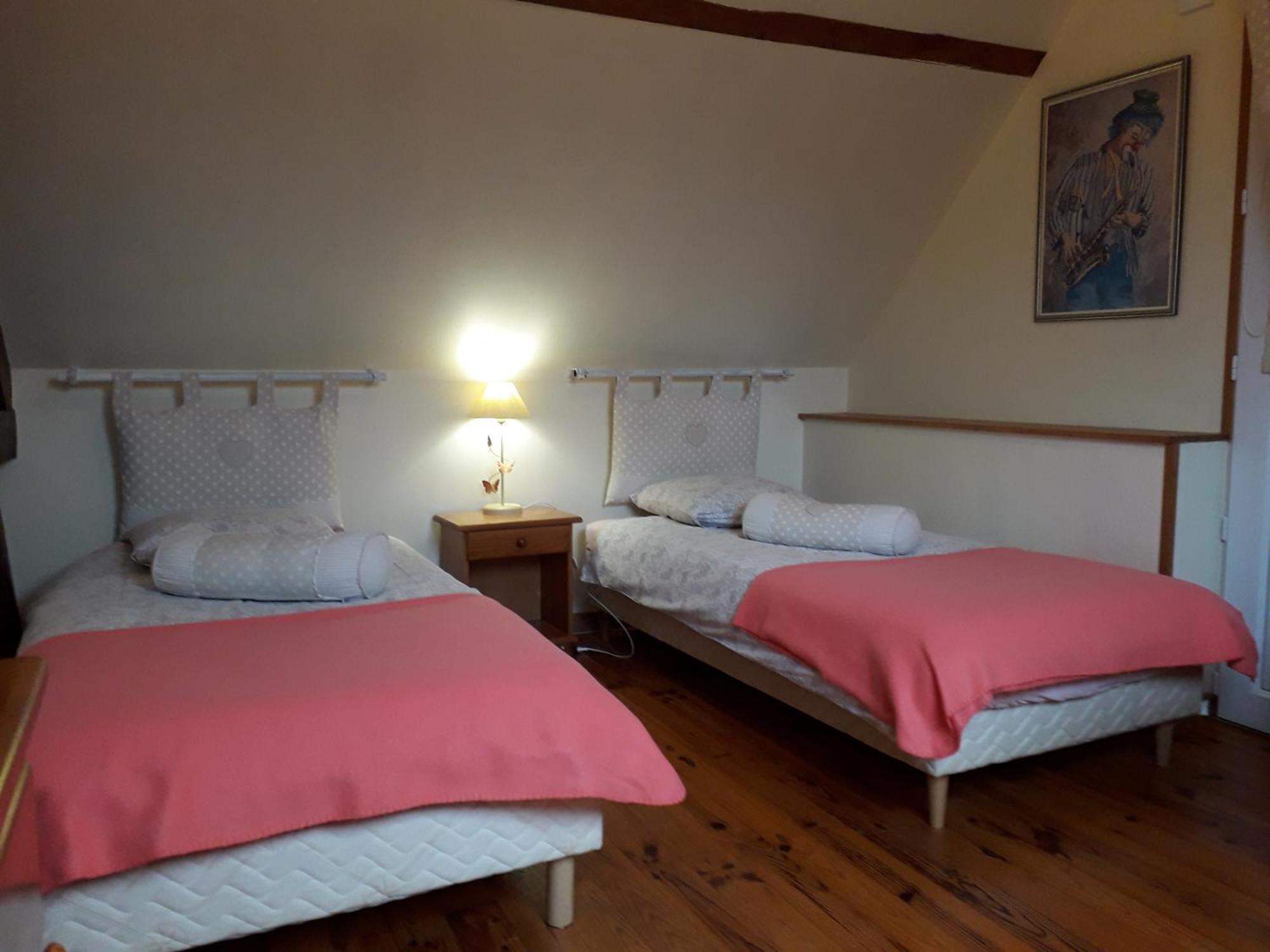 Les Trois Pommiers Bed and Breakfast Sommery Exteriör bild